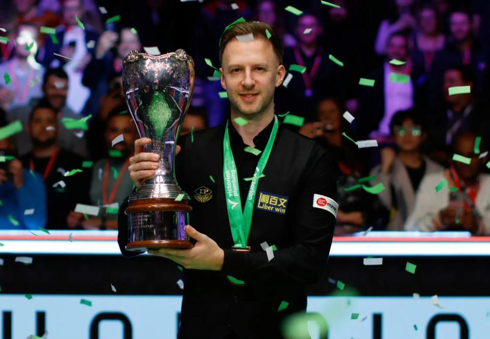 中实现逆转 中实现逆转